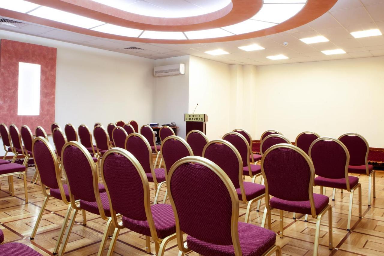 President Hotel By Hrazdan Hotel Cjsc Jerevan Eksteriør billede
